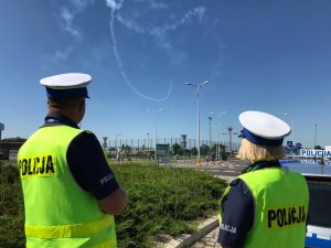 policyjanci ruchu drogowego na air festival