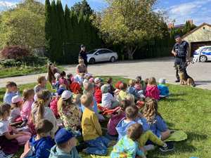 spotkanie policjantów z przedszkolakami