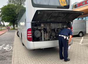 kontrola autokaru przez policję